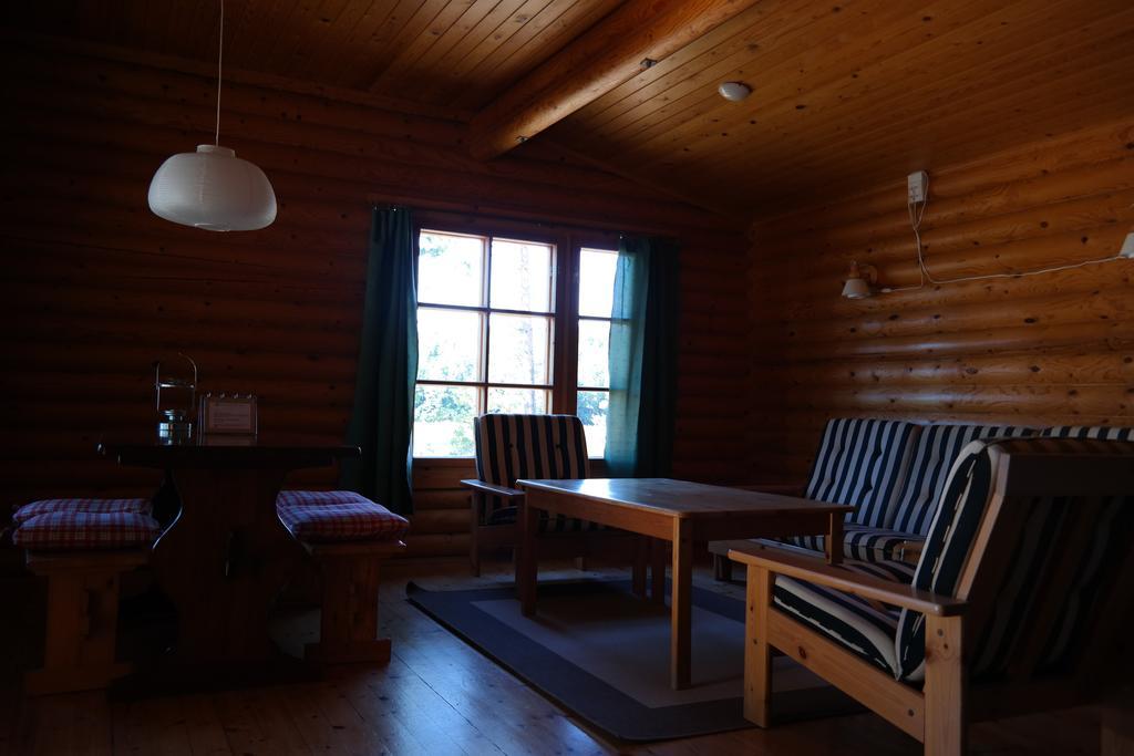 Basto Hotel & Stugby Palsbole Екстериор снимка