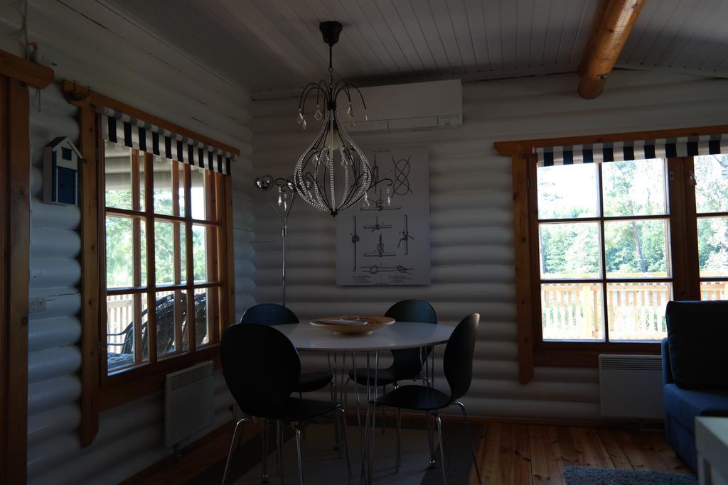 Basto Hotel & Stugby Palsbole Екстериор снимка