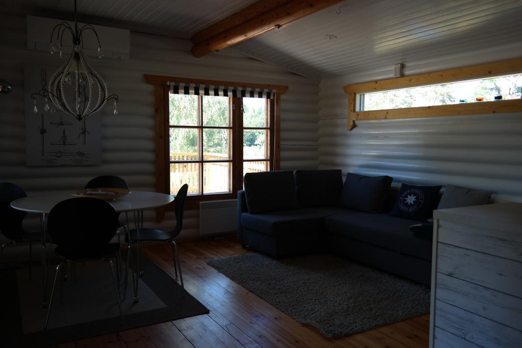 Basto Hotel & Stugby Palsbole Екстериор снимка