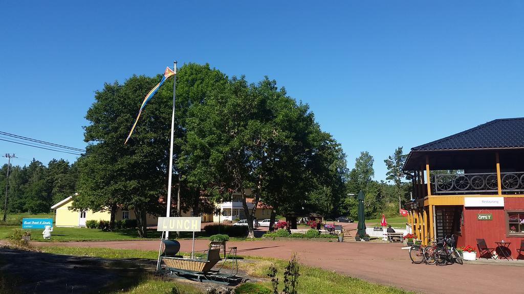 Basto Hotel & Stugby Palsbole Екстериор снимка
